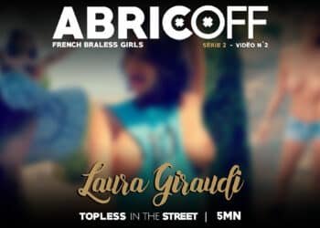 BTS: Laura Giraudi topless in the street [S2 V2]